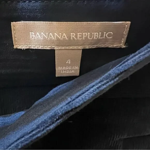 Banana Republic Dark Blue Pencil Skirt with Button Details - Picture 3 of 3